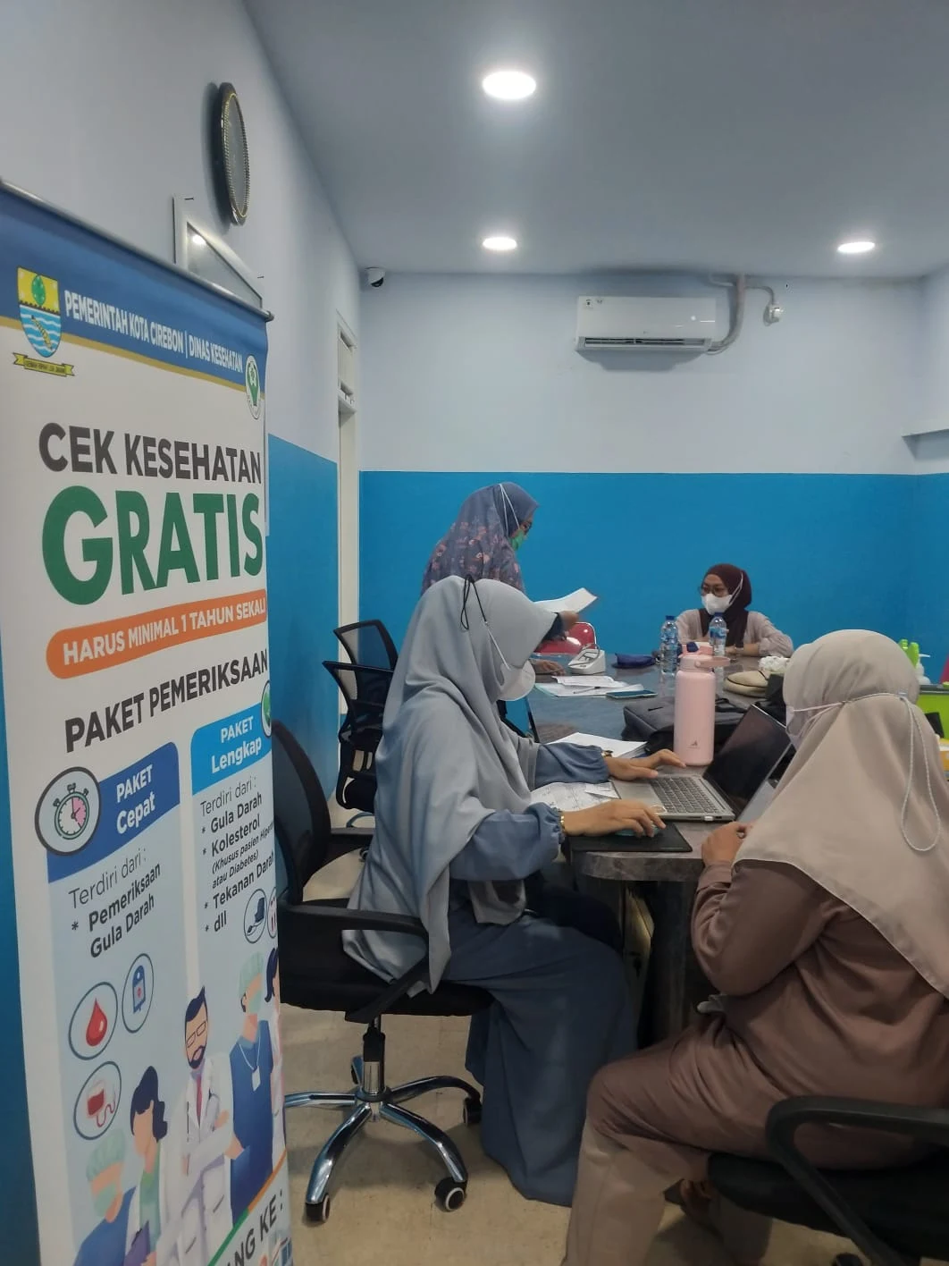 KEGIATAN CEK KESEHATAN GRATIS PADA KARYAWAN DAN RELAWAN DI SPPG 02 PEGAMBIRAN